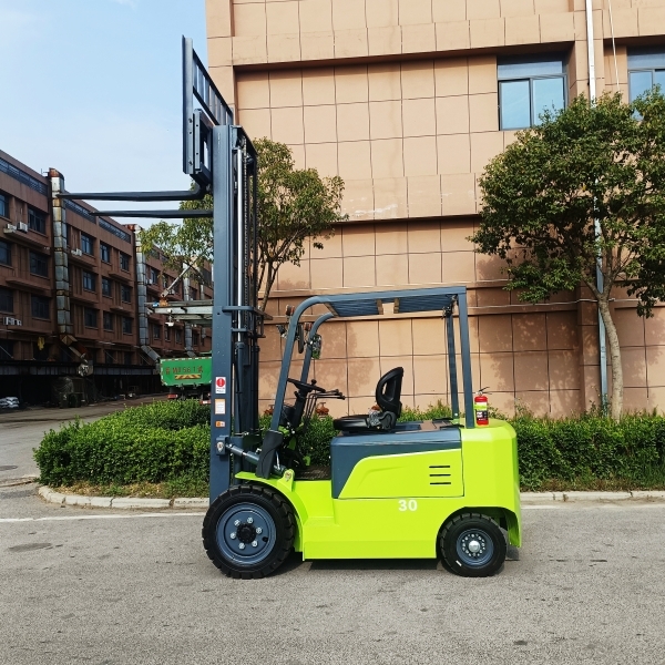 How to Use exactly the 3 Ton Forklift?