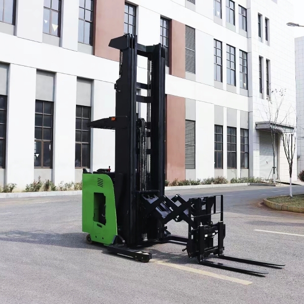 Innovation in Three-Wheel Forklifts