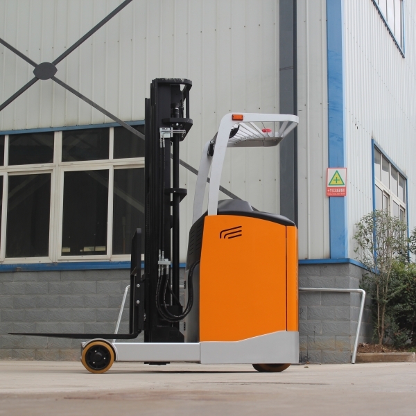Security in using Standup Reach Truck