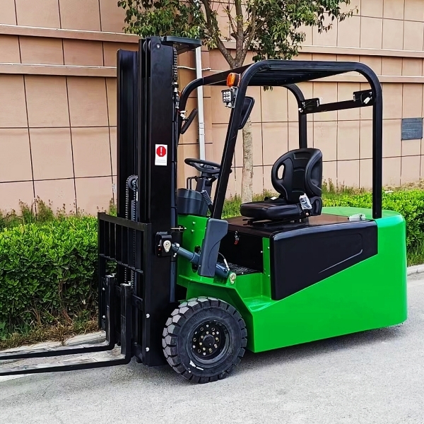 Benefits of a 5 Ton Forklift: