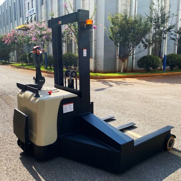 Safety of Electric Straddle Stacker
