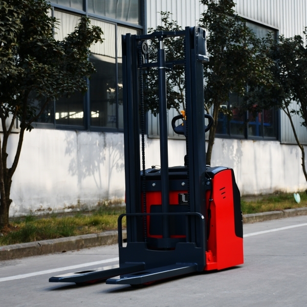 Just how to Use a Stand-Up Rider Forklift?